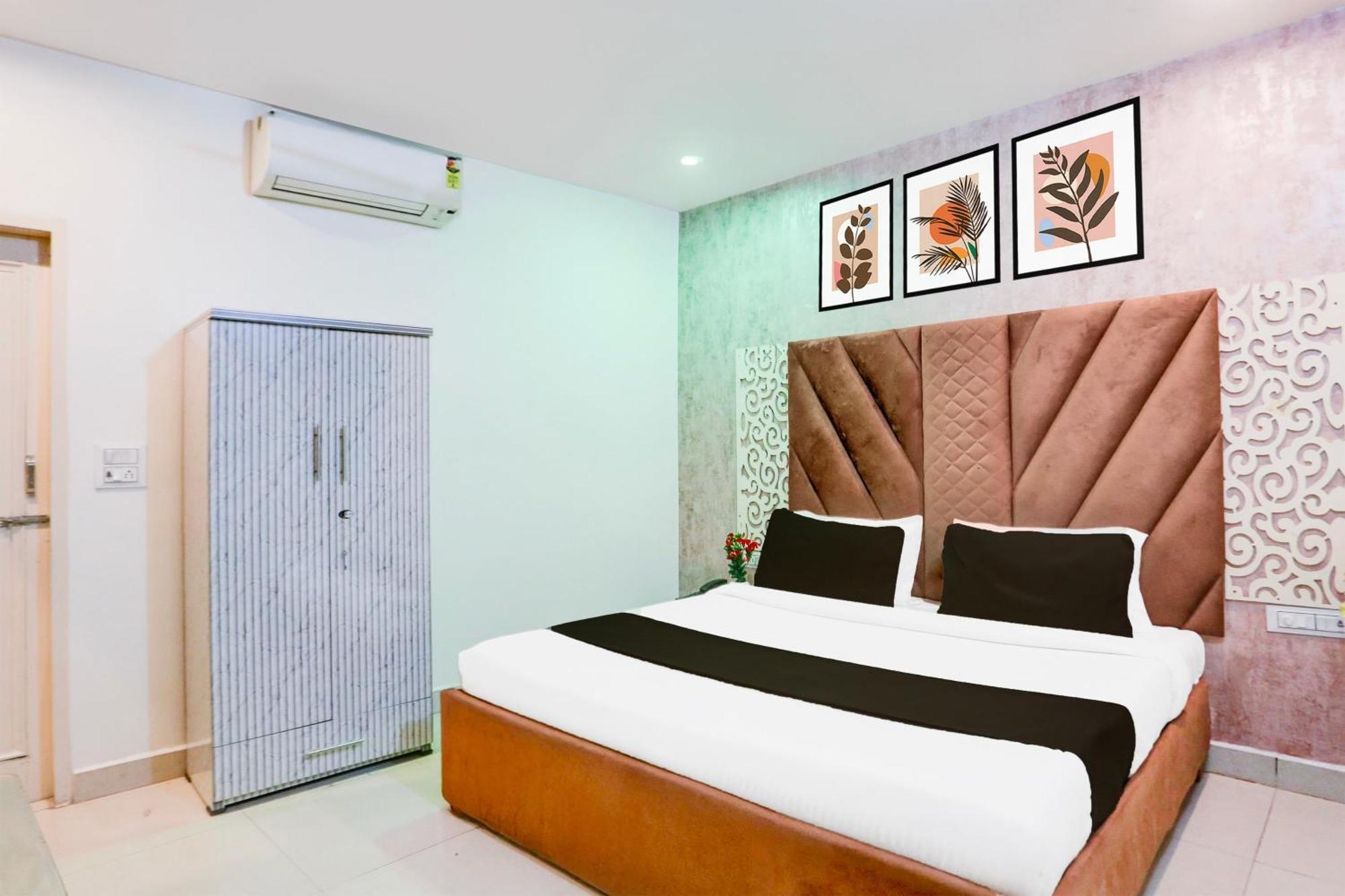 Super Collection O Roop Vihar Rohtak Formerly Hotel Maha מראה חיצוני תמונה