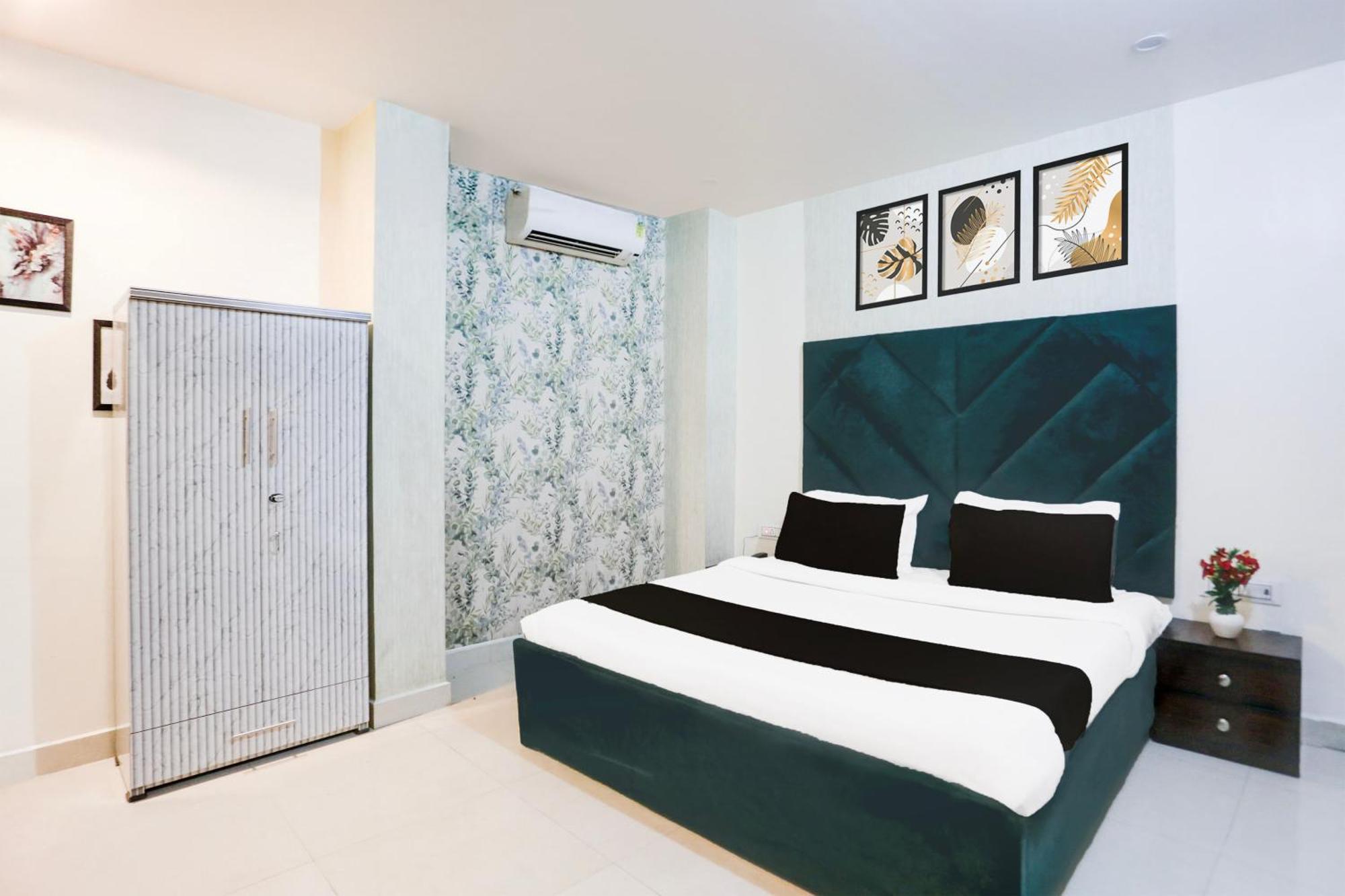 Super Collection O Roop Vihar Rohtak Formerly Hotel Maha מראה חיצוני תמונה